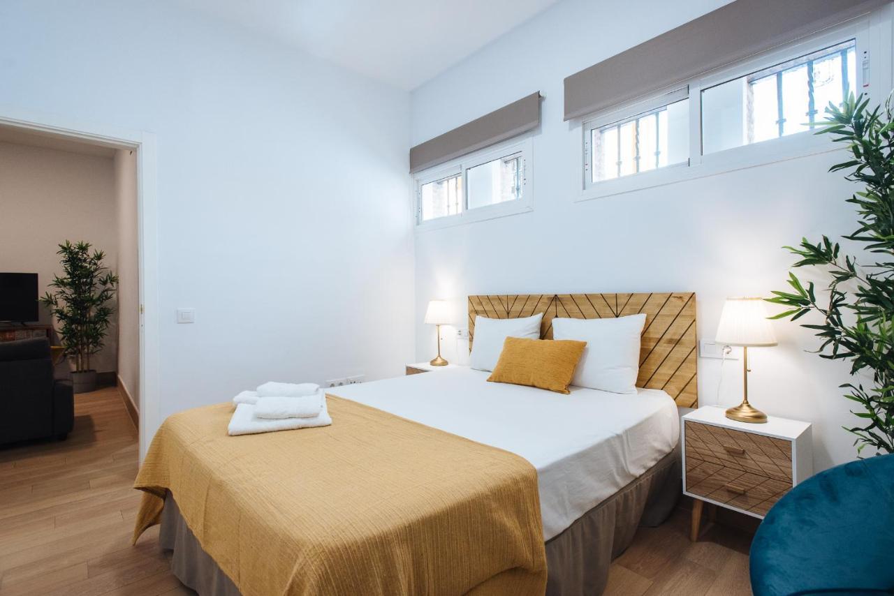 Hostly Rbh0 Modern Apartment Sevilla Eksteriør bilde